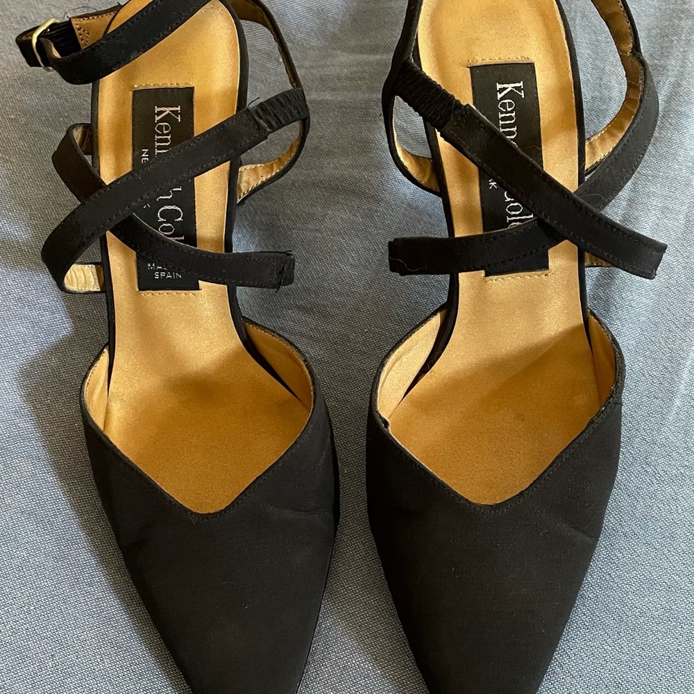 Kenneth Cole black heels, like new
